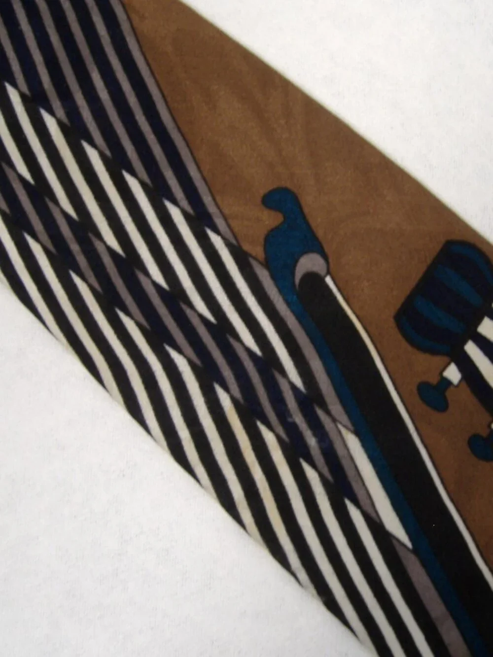 Upbeat Roffe Mens Neckwear Tie 100% Silk Brown Tan Black Music Instrument Cello